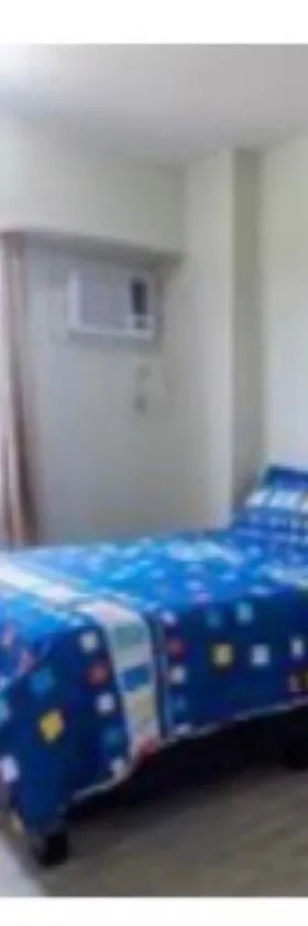 Staycation condo with pool near SM Tungko, Bulacan，位于Mangangpico的酒店
