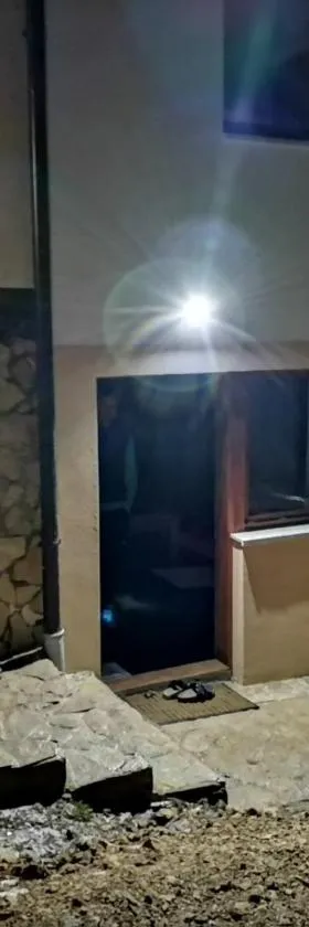 Vikendica Ole Apartman 2.，位于帕莱的酒店