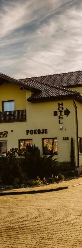 Hotel AB，位于蒂黑的酒店