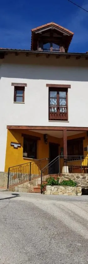 Mirador de Enterrias，位于Enterria的酒店
