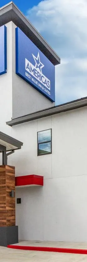 Americas Best Value Inn & Suites Kingwood IAH Airport，位于金伍德的酒店