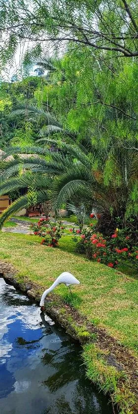 Pousada & Parada Olhos D'água，位于Bom Retiro的酒店