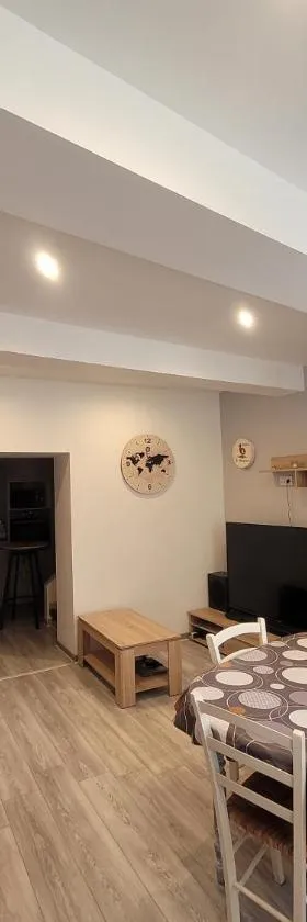 Gîte du ruisseau，位于尼桑勒兹恩苏涅的酒店