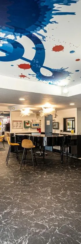Welcomotel Beauvais Aéroport，位于博韦的酒店