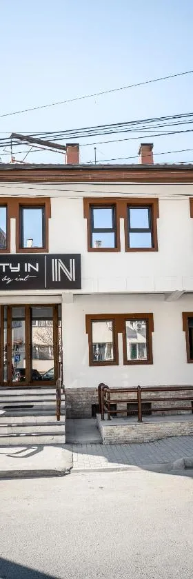 Hotel City IN，位于科查尼的酒店