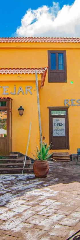 Hotel El Tejar & Spa，位于比拉夫洛尔的酒店
