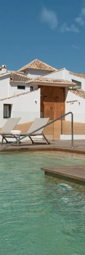 Hacienda Fresneda María by Charming Stay Adults Recommended，位于Villanueva del Rosario的酒店