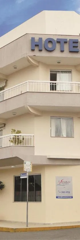 Videiras Palace Hotel，位于卡舒埃拉保利斯塔的酒店