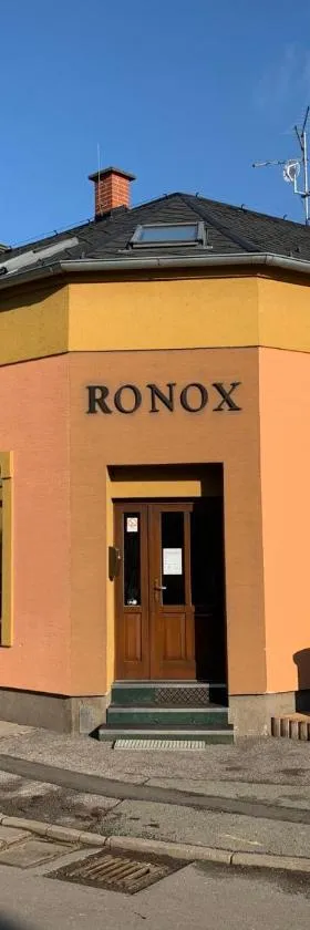 Penzion Ronox，位于捷克斯卡利采的酒店