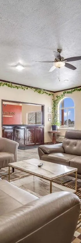 Quality Inn Hastings，位于黑斯廷斯的酒店