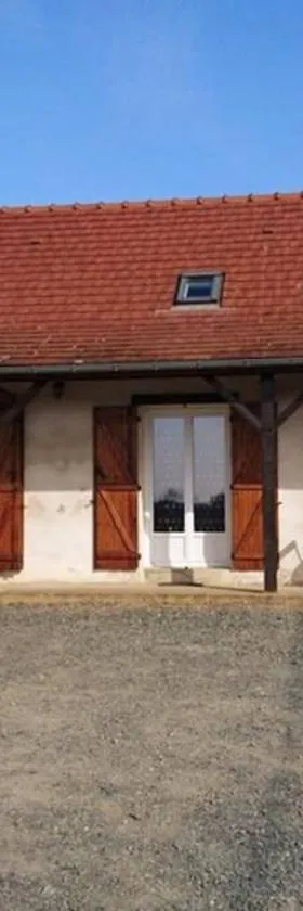 Gîte 14 personnes à la campagne，位于Les Pérards的酒店