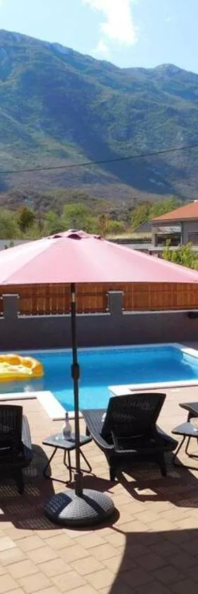 Holiday home Jass near Makarska，位于扎格沃兹德的酒店
