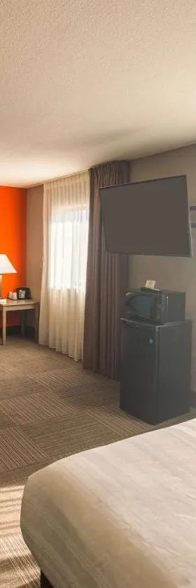 Quality Inn & Suites Hammond Near I-8090，位于哈蒙德的酒店
