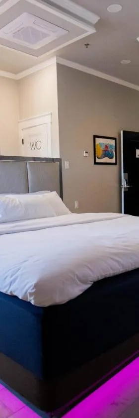 River Sirens Hotel-Contactless Check in Hotel，位于Washington的酒店