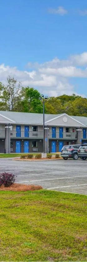 Motel 6-Moultrie, GA，位于莫尔特里的酒店