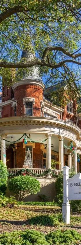 Burke Mansion，位于梅肯的酒店