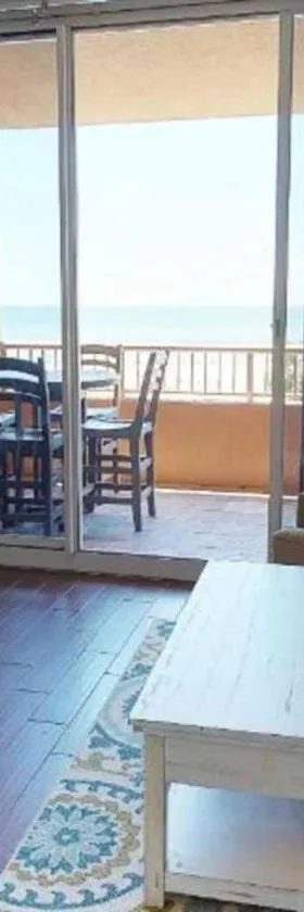 The Beach Club 609A，位于Gulf Highlands的酒店