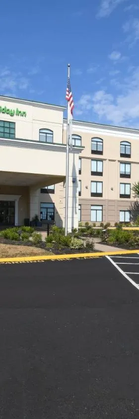 Holiday Inn Fredericksburg - Conference Center by IHG，位于弗雷德里克斯堡的酒店