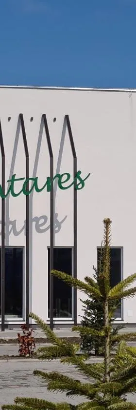 Hotel ANTARES，位于Sępólno Krajeńskie的酒店