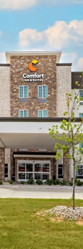 Comfort Inn & Suites Euless DFW West，位于尤利斯的酒店