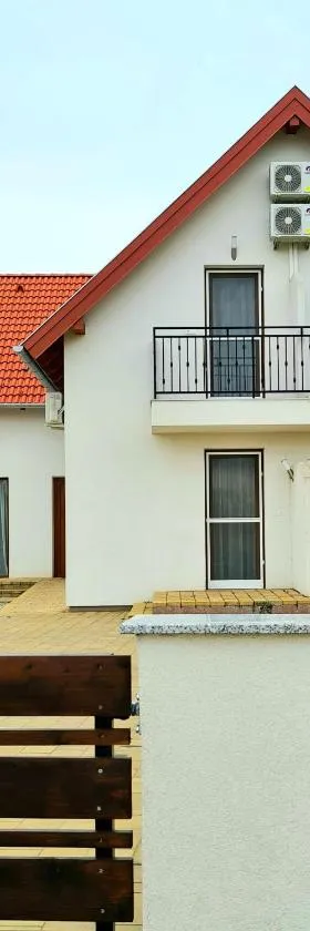 Székely-Lak Apartman Hegykő，位于海吉克的酒店