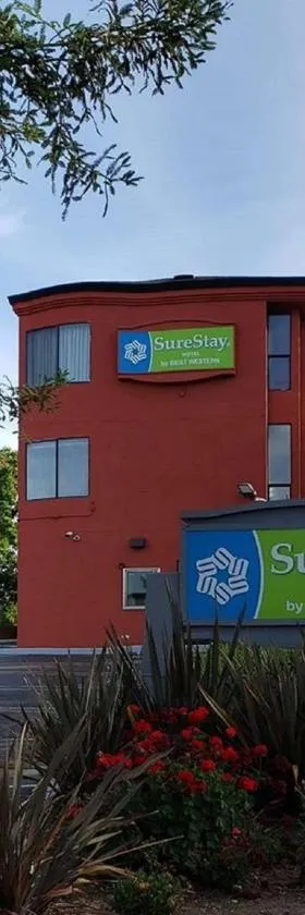 SureStay Hotel by Best Western Vallejo Napa Valley，位于瓦列霍的酒店