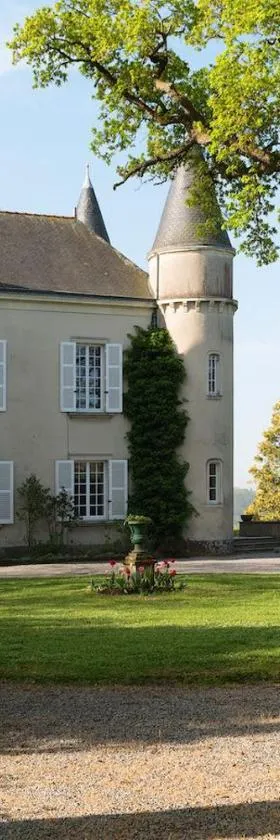 Château Haute Roche，位于Oudon的酒店