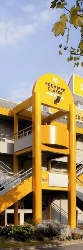 东里昂机场圣艾修伯里普瑞米尔经典酒店，位于圣洛朗-德米尔的酒店