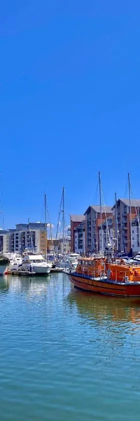 Go2 Portishead Marina Hotel，位于波蒂斯黑德的酒店