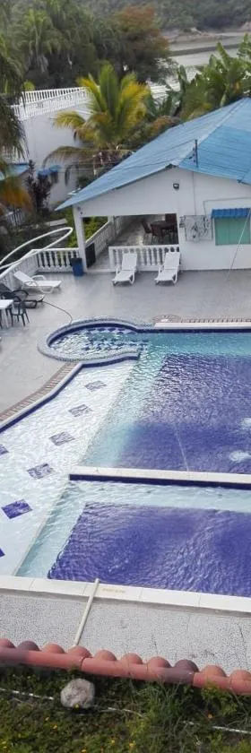 Hotel Bellavista Isla del Sol，位于普拉多的酒店