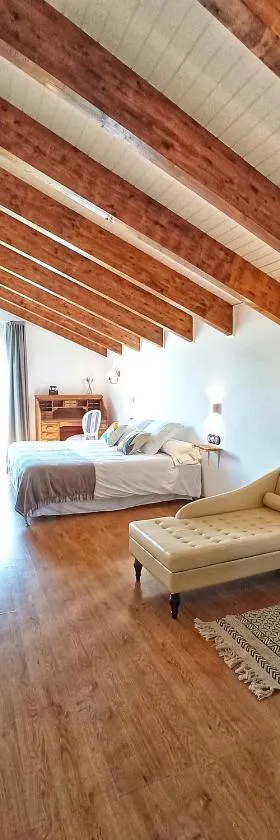 Hotel La Casa del Río，位于维拉诺瓦的酒店