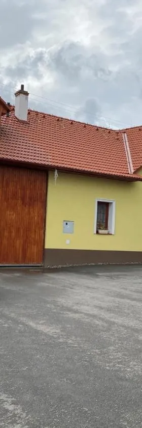 Buchtův statek，位于Vendolí的酒店