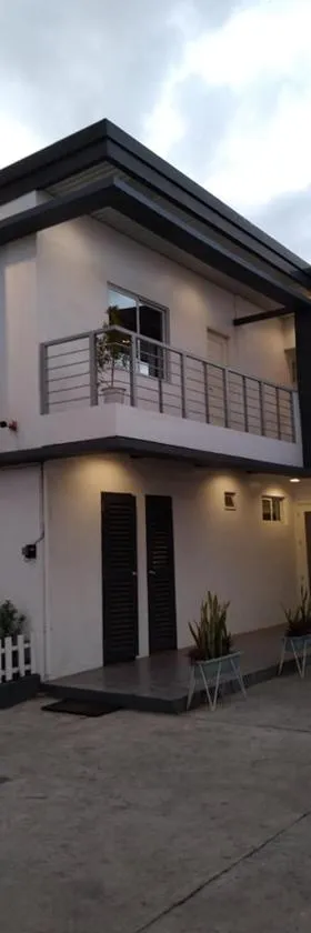 ALESSANDRA HOTEL，位于Calaca的酒店