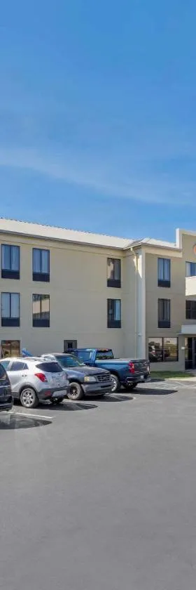Comfort Inn & Suites Greer - Greenville，位于格里尔的酒店
