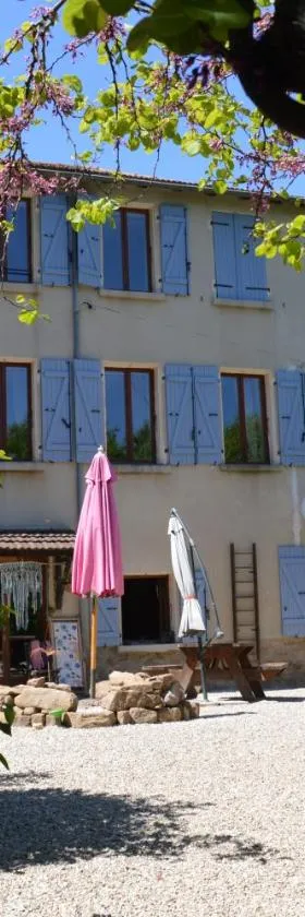 DUC MANOIR Chambres d'hôtes，位于Aubin的酒店