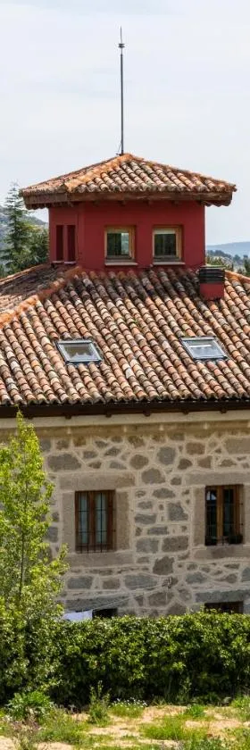 El Torreon de Navacerrada，位于纳瓦塞拉达的酒店