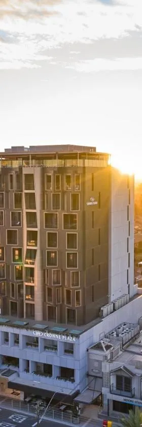 Crowne Plaza Sydney Burwood by IHG，位于悉尼的酒店