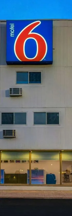 Motel 6 Bellville, OH，位于Bellville的酒店