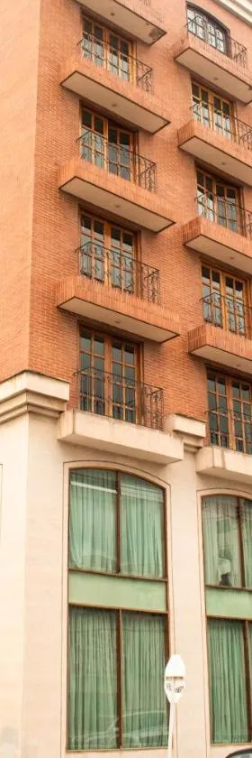 Hotel Dinastia Real，位于杜伊塔马的酒店