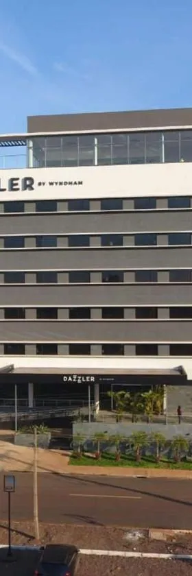 Dazzler by Wyndham Ciudad del Este，位于埃斯特城的酒店