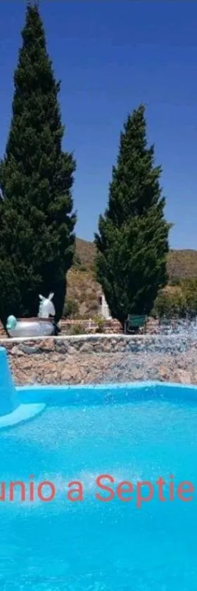 Las Tres Patas Complejo Rural，位于Enix的酒店