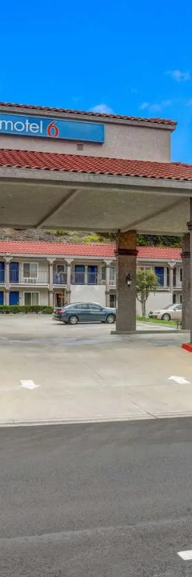 CA拉米萨6号汽车旅馆，位于圣地亚哥的酒店