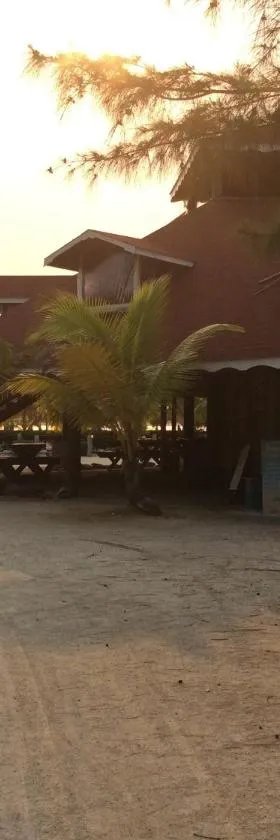 Sea Eye Hotel - Laguna Building，位于乌蒂拉的酒店