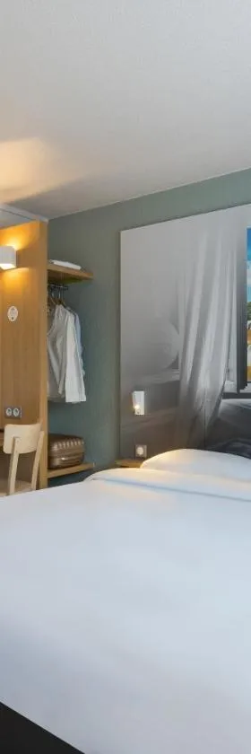 B&B HOTEL Auray Carnac，位于欧赖的酒店