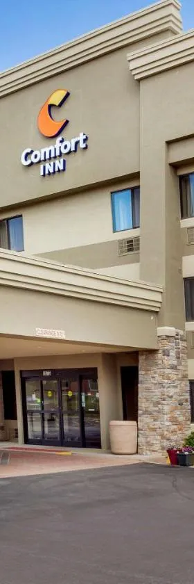 Comfort Inn Hoffman Estates - Schaumburg，位于霍夫曼庄园的酒店