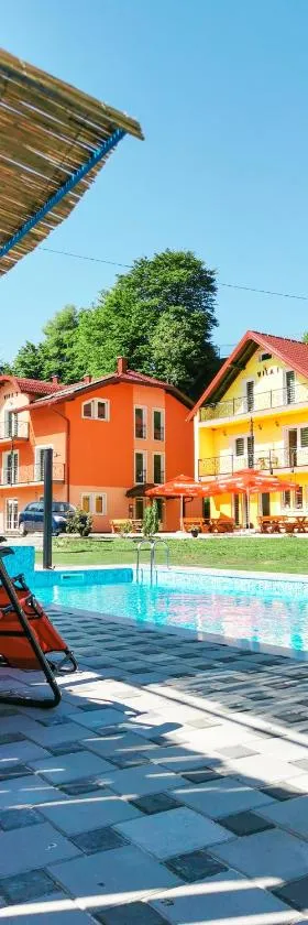 Green Villas Tjentiste，位于耶蒂斯特的酒店