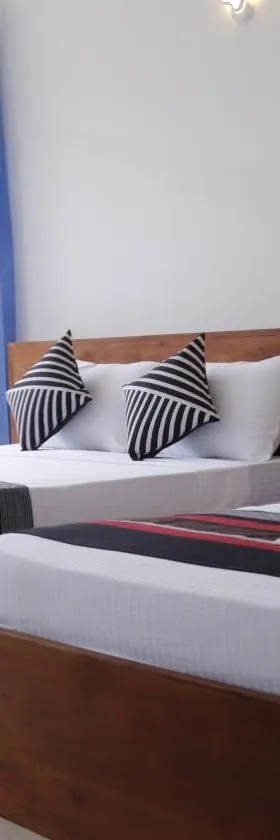 Boo Kirinda Holiday Resort，位于巴杜勒的酒店