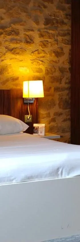 The Originals City, Hôtel Le Coeur d'Or, Sedan Est，位于杜济的酒店