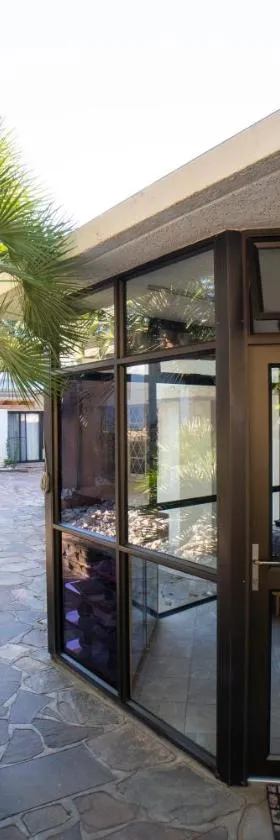 Hotel Pension Palmquell，位于Klein Windhoek的酒店