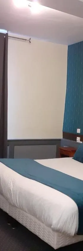 Logis Hôtel Restaurant de l'Ecu，位于蒙巴尔的酒店
